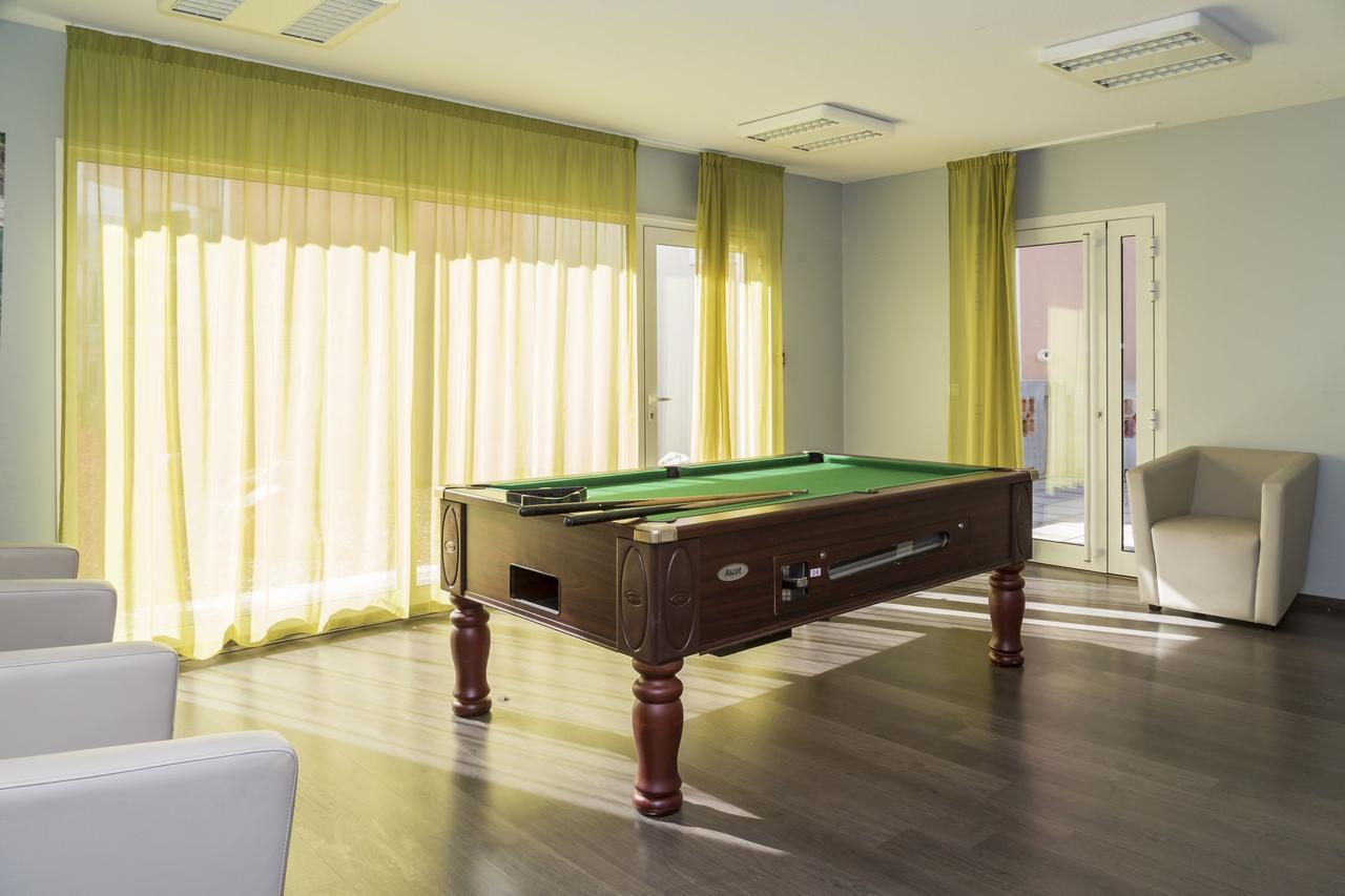 Residence Odalys Cote Provence Греу-ле-Бэн Экстерьер фото